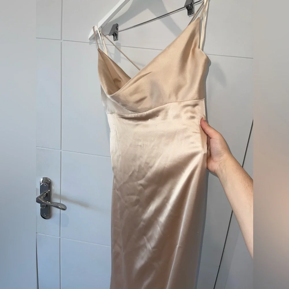 Portia and Scarlett Dana Gown in Champagne - Picture 5 of 11